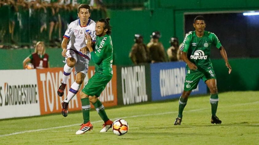 Chapecoense: 1 vitória- Em sua única participação na Libertadores, a Chape venceu o Zulia na Venezuela