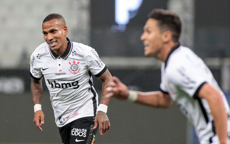 2º - Corinthians - 15 gols em 10 jogos