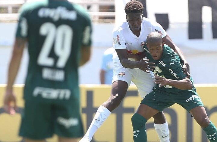 Danilo: 3 vezes (RB Bragantino, Sport e Bolívar)