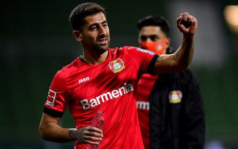 Bayer Leverkusen: Demirbay - 32 milhões de euros - O meio campista já chegou ao Bayer e assumiu a titularidade, se tornando um dos pilares da equipe de Peter Bosz, auxiliando na saída de bola e sendo fundamental ao esquema.