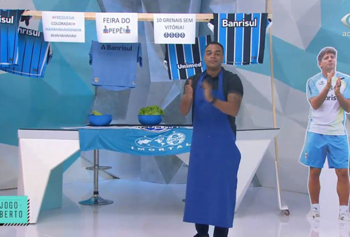 O ex-jogador Denílson aproveitou a vitória do Grêmio contra o Internacional para zoar a apresentadora Renata Fan com a 'Feira do Pepê', autor do gol da vitória.