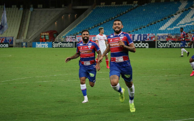 FORTALEZA: Felipe Alves; Tinga (Gabriel Dias), Roger Carvalho (Jackson), Paulão e Carlinhos (Bruno Melo); Juninho e Felipe; Romarinho, David, Osvaldo e Wellington Paulista. Técnico: Rogério Ceni