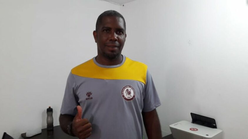 Jonilson Veloso (Jacuipense) - Desde novembro de 2017 no clube da Bahia, disputa atualmente a Série C do Brasileirão e a primeira divisão do campeonato baiano, ficando em quarto lugar na edição de 2020.