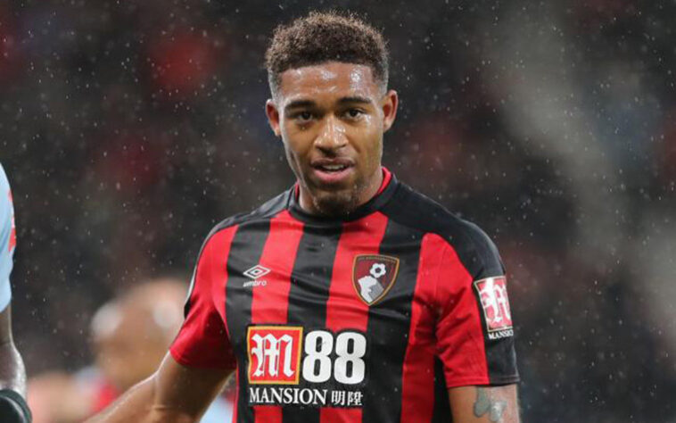 Jordon Ibe (ponta/24 anos) – O jovem ponta inglês revelado pelo Liverpool, deixou o Bournemouth e esta sem contrato desde julho de 2020. Seu valor é de 4,8 milhões de euros (aproximadamente 30 milhões de reais).