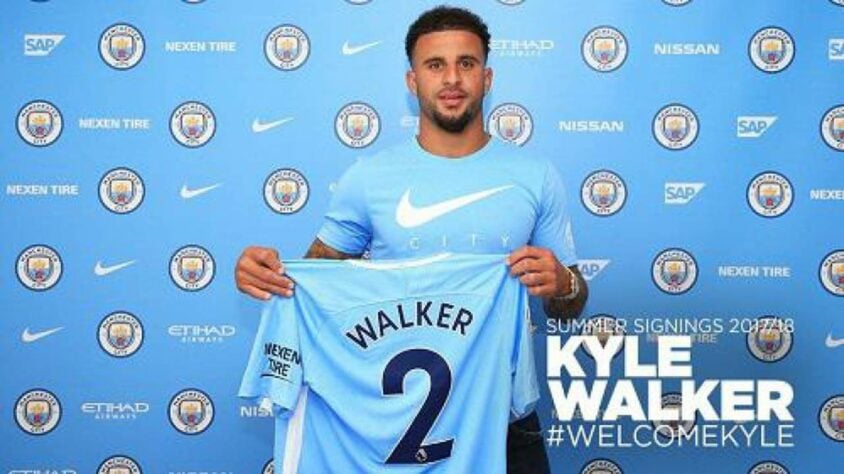 Por 52,7 milhões de euros (quase R$ 350 milhões) o lateral-direito Kyle Walker foi contratado ao Tottenham em 2017.