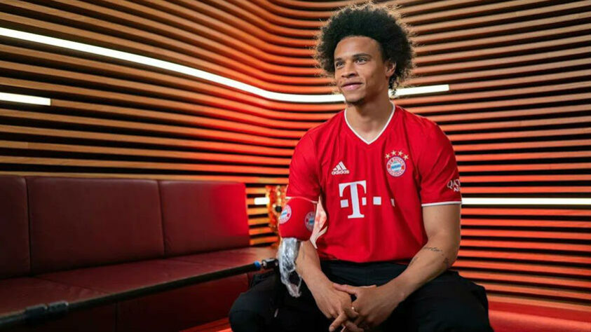 12- LEROY SANÉ – O alemão foi contratado pelo Bayern de Munique por 45 milhões de euros e deixou o Manchester City após quatro temporadas. 