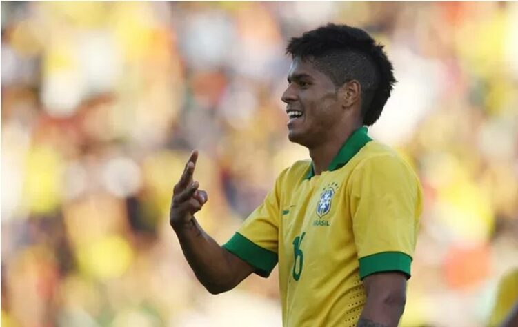 Leandro: chamado por Felipão em 2013, fez gol em amistoso contra a Bolívia.