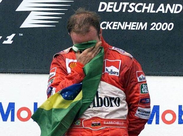 A primeira vitória de Barrichello na Ferrari, e também na Fórmula 1, aconteceu no movimentado GP da Alemanha de 2000