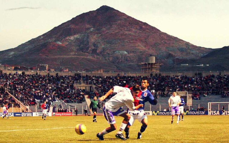 Paraná: 2 vitórias- Em 2007, o Paraná venceu o Cobreola no Chile na primeira fase e o  Unión Atlético Maracaibo, da Venezuela, na fase de grupos