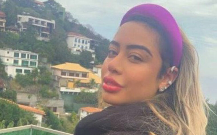 No fim de agosto de 2019, Rafaella alugou uma mansão no Rio para comemorar o aniversário de 23 anos do atacante.