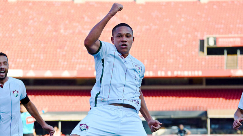 O Fluminense saiu na frente, mas acabou sofrendo a virada e perdendo por 3 a 1 para o São Paulo, na tarde deste domingo, pela oitava rodada do Brasileirão. O Tricolor carioca teve muitas notas baixas e o grande destaque foi Wellington Silva, autor do gol do time no jogo. Confira todas as avaliações do LANCE! (por Gabriel Grey).