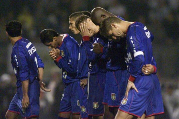 São Caetano: 5 vitórias- O time do interior de São Paulo ficou muito perto do título continental, mas perdeu a final de 2002 para o Olimpia