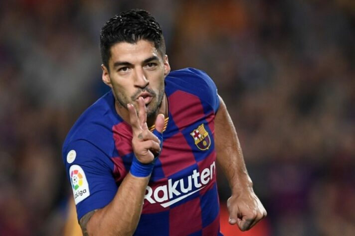 Suárez - 283 jogos pelo Barcelona, 195 gols e 113 assistências. 