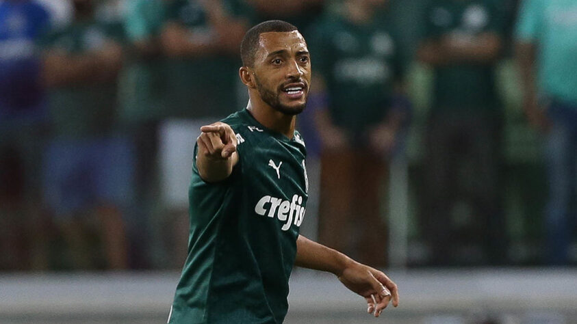 Vitor Hugo (Trabzonspor): clube turco pagou R$20 milhões por 75% dos direitos e Palmeiras segue com o restante. Negociação feita em outubro de 2020.