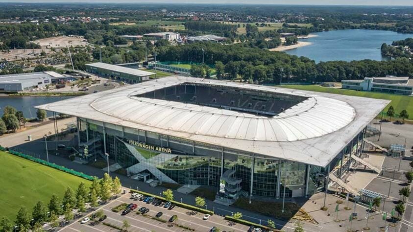 A Volkswagen Arena, do Wolfsburg, também traz um acordo para exploração de naming rights.