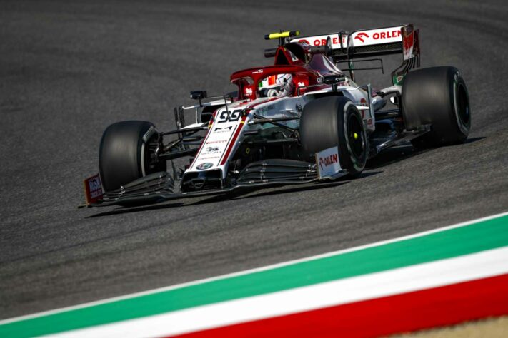 Antonio Giovinazzi ficou apenas em 17º no primeiro dia de treinos para o GP da Toscana