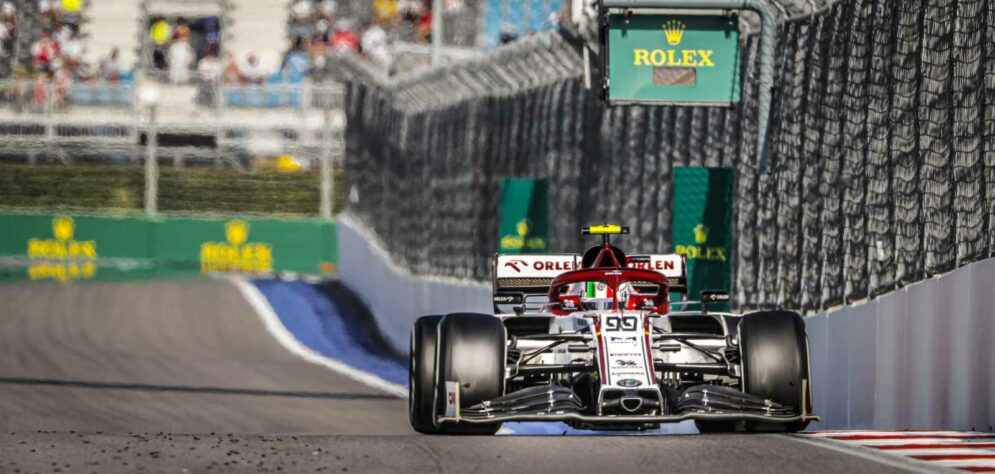 Antonio Giovinazzi fez boa corrida em Sóchi e quase pontuou