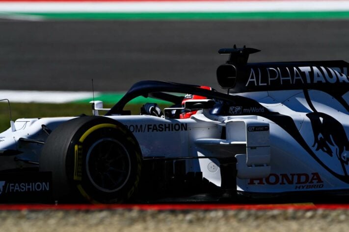 Daniil Kvyat larga em 12º no GP da Toscana