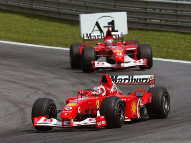 O GP da Áustria de 2002 ficou marcado na história: Barrichello vinha para a vitória quando a Ferrari pediu para deixar Schumacher passar e vencer