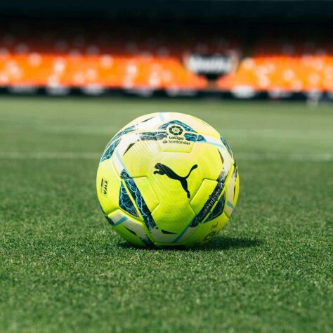 A bola do Campeonato Espanhol será a novo Puma ‘Accelerate’ (cor branca), que será utilizada pela primeira vez de forma competitiva neste final de semana. E também há a Puma ‘Adrenalina’ (cor verde limão), reservada para os clássicos.