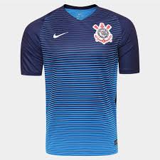 O azul foi o tom da camisa do Corinthians em 2016.