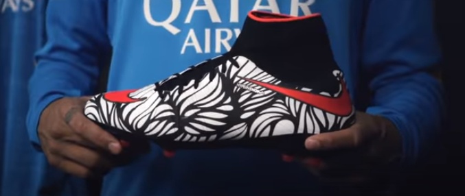 Em 2016, ainda no Barcelona, o craque a Nike lançaram a “Nike Hypervenom II, Ousadia e Alegria”, em referência a uma música de pagode brasileira. 