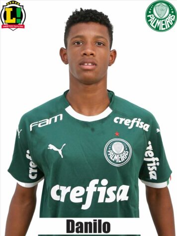 Danilo: 6,5 - Partida de altos e baixos do garoto. Até metade do segundo tempo, era o melhor em campo: abriu o placar e armava jogadas com bons passes de primeira. Porém, ficou marcado por um erro juvenil ao levantar o braço na área e cometer o pênalti que deu o gol de empate aos peruanos.