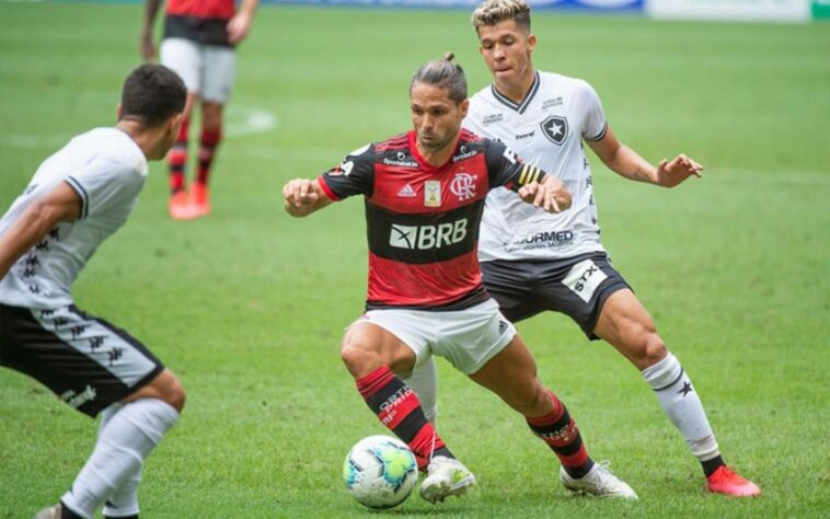 Diego - 36 anos - Clube atual: Flamengo (Grupo G)