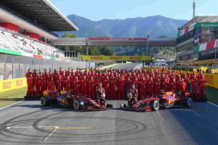 A Ferrari comemora 1000 GPs na Fórmula 1 neste fim de semana e tirou foto especial para celebrar