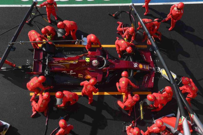 Ferrari teve muitas dificuldades no 1000º GP na F1. Charles Leclerc foi apenas o oitavo