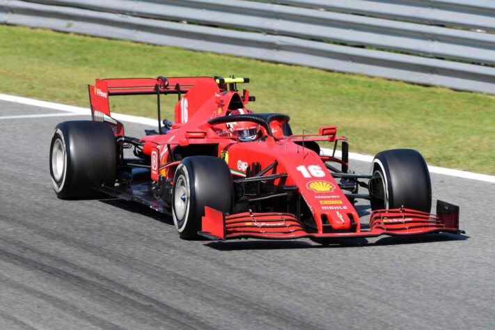 Charles Leclerc, vencedor em Monza em 2019, abandonou em 2020 