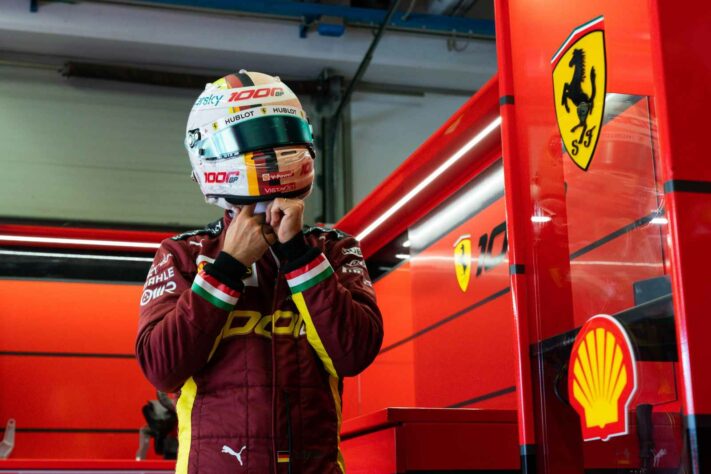 Sebastian Vettel teve mais uma difícil corrida na longa temporada de despedida da Ferrari 