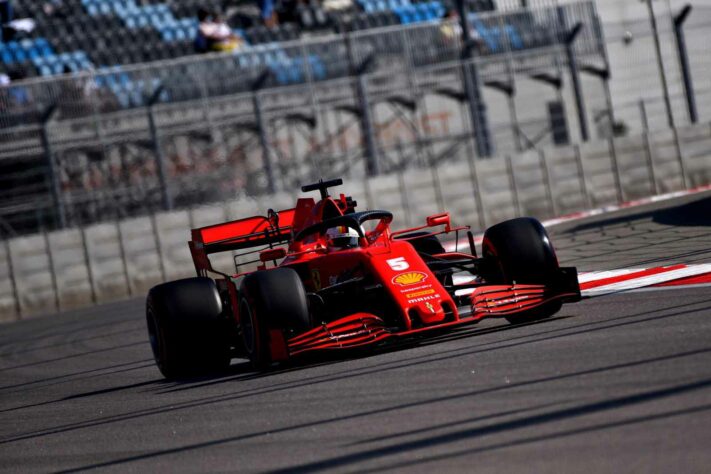 Sebastian Vettel ficou a 1s664 de Valtteri Bottas, o mais rápido do dia