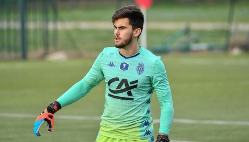 O goleiro brasileiro brasileiro Gabriel Pereira, ex-Grêmio, foi emprestado pelo Mônaco para a Lazio.