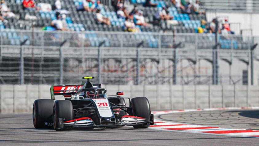 Kevin Magnussen não andou bem mais uma vez: 18º lugar no grid 