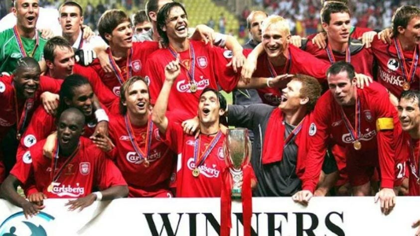 2005 - O Liverpool bateu o CSKA Moscou por 3 a 1.