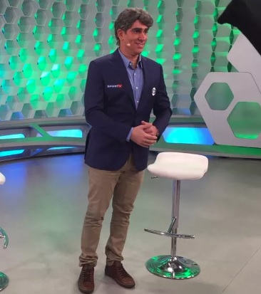 Além de Galvão Bueno, narradores como Cleber Machado, Luiz Roberto e Luiz Carlos Junior renderam imitações de Adnet na Rede Globo e em suas plataformas.