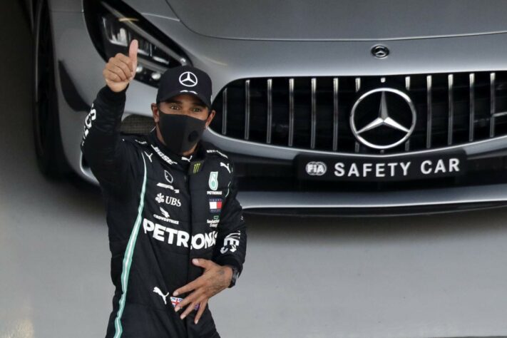 Lewis Hamilton, sempre ele, conquistou mais uma pole position no ano