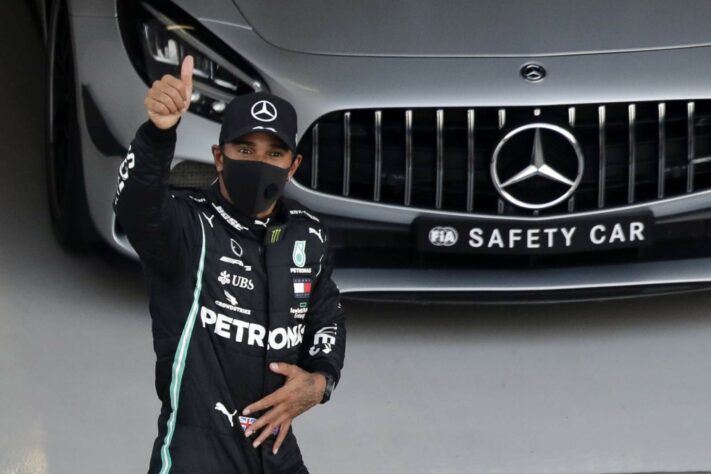 Lewis Hamilton conseguiu, no GP de Eifel, igualar o recorde de vitória de Michael Schumacher na F1. Confira todas as vitórias do britânico na Fórmula 1 (Por Grande Prêmio)