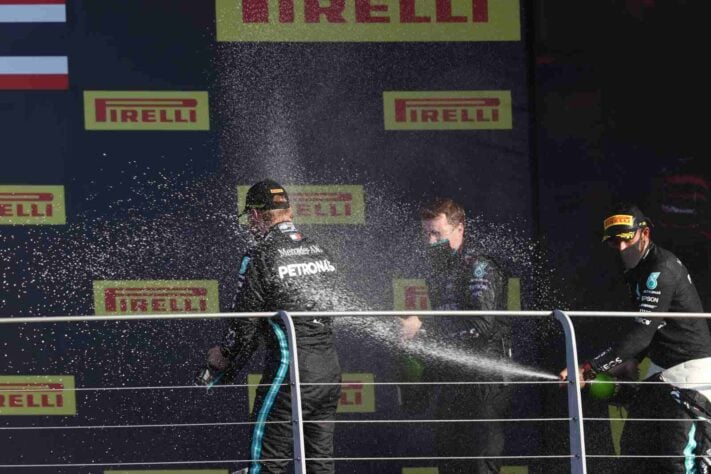 A festa da Mercedes no pódio do GP da Toscana