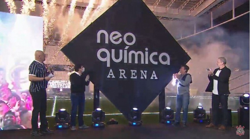 Para encerrar a novela, o Corinthians anunciou a venda dos naming rights para a Neo Química, da Hypera Pharma, em um negócio de R$ 300 milhões por 20 anos de parceria da Neo Química Arena. 