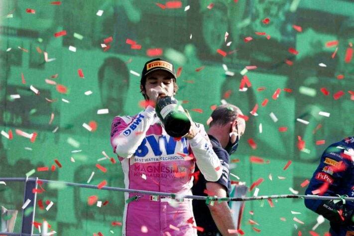 Lance Stroll relargou em segundo, mas perdeu posições e ficou em terceiro no GP da Itália