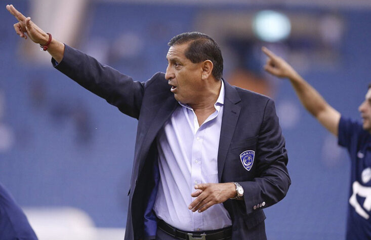 FECHADO - Agora é oficial. Depois de alguns dias de muita especulação, Ramón Díaz foi anunciado como novo técnico do Al-Nasr, dos Emirados Árabes.
