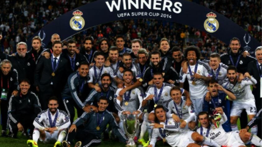 O Real Madrid ainda tinha "apenas" nova títulos de Champions League (atualmente tem 14). 