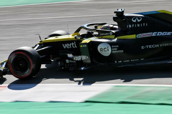 Daniel Ricciardo larga em oitavo no GP da Toscana deste domingo 
