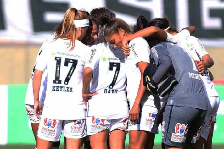 15h - Santos x Cruzeiro - Brasileirão Feminino - Onde assistir: elevensports.com	