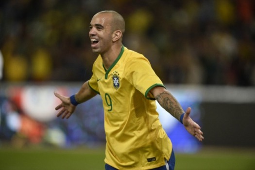 Diego Tardelli (36 anos) - Atacante - Sem clube desde janeiro de 2022 - Último time: Santos - Passagem pela seleção do Brasil.