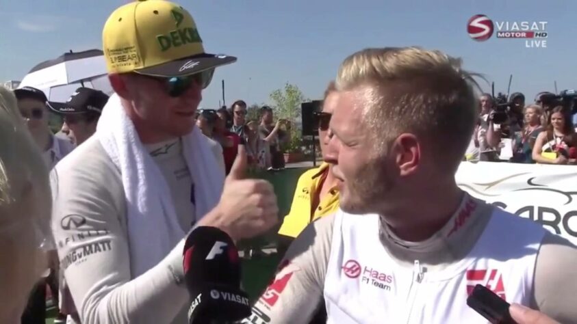 Após um toque com Nico Hülkenberg na Hungria, foi chamado de “piloto mais sujo do grid” pelo alemão, e respondeu de forma obscena