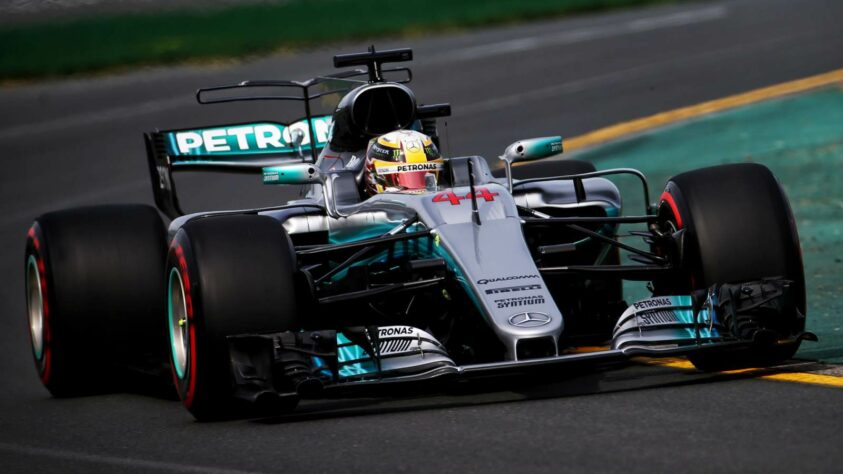 O W08 foi o último carro de Hamilton sem o Halo. Foram nove vitórias ao longo de 2017 e o quarto título mundial