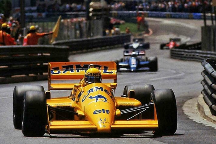 A primeira vitória de Ayrton Senna com um carro equipado por motores Honda foi o GP de Mônaco de 1987. Foi também a primeira conquista do brasileiro no tradicional circuito de rua